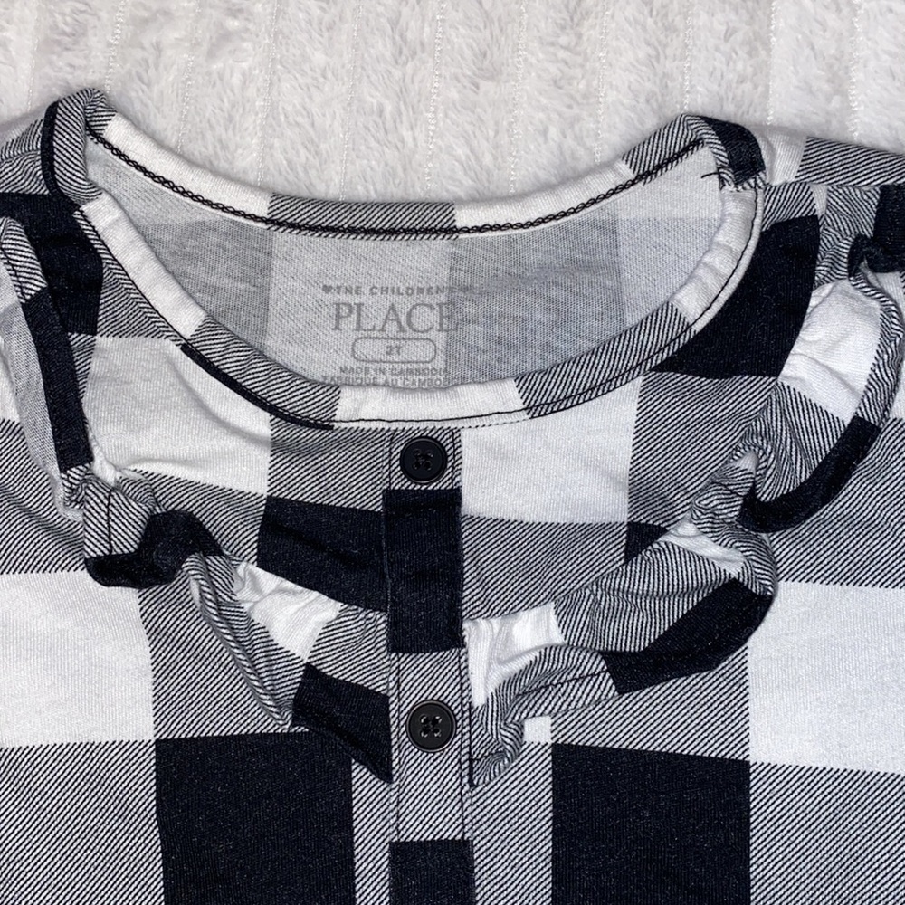 Childrens place white/black checkered top - Picture 2 of 4